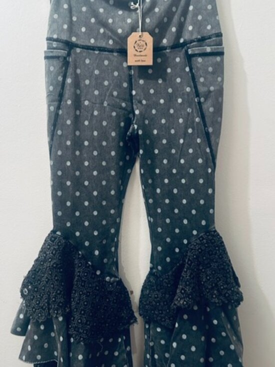 A Rare Bird Pants - A Rare Bird Bold Black Polka Dot Tiered Ruffle Soft Stretchy Pocket Leggings NWT